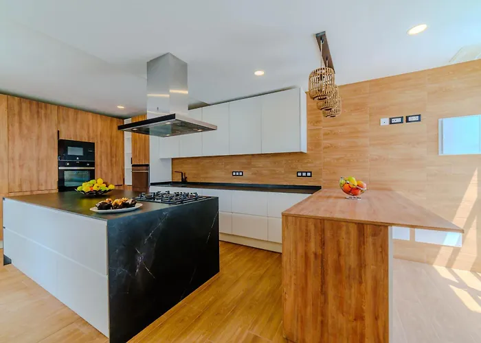 Private Luxury In Tenerife فيلة أرونا