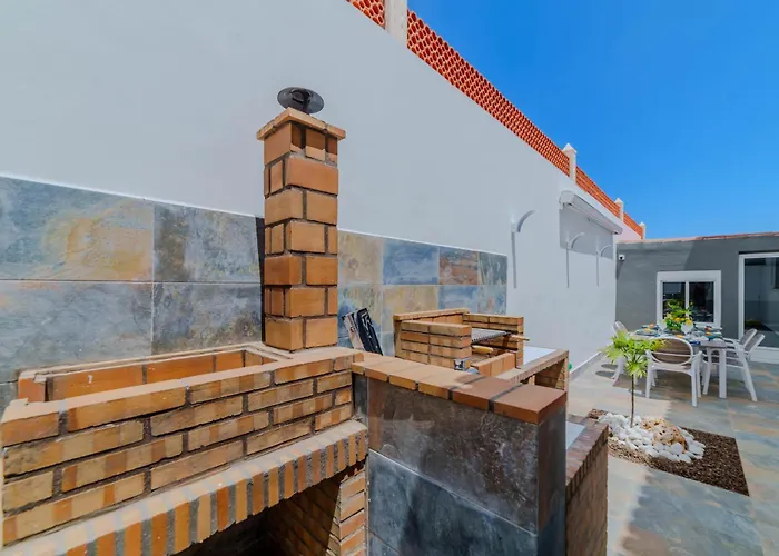 Private Luxury In Tenerife فيلة