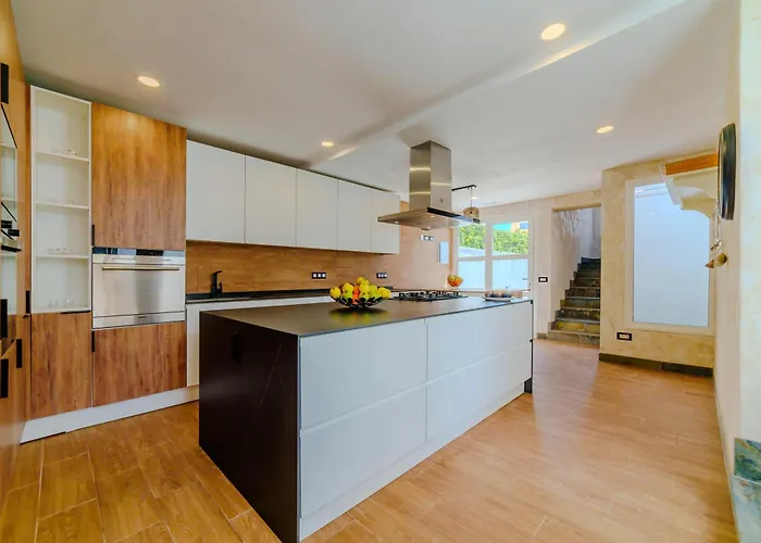 Private Luxury In Tenerife Вилла